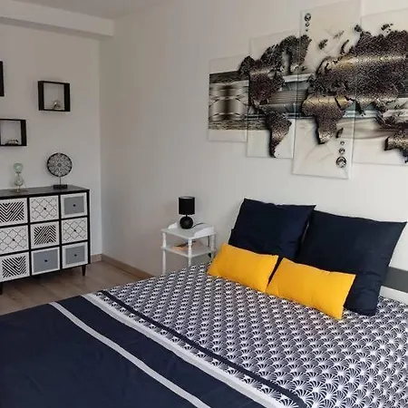 Appartement Cosy Avec Jardin Vaux-Sur-Seine Exterior foto
